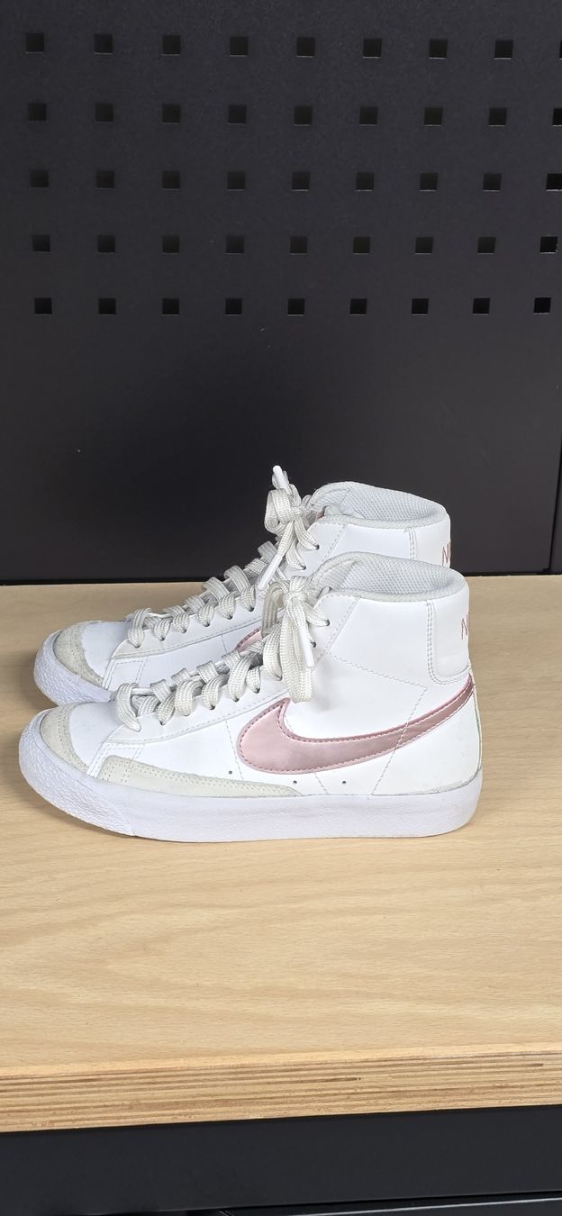 Nike Scarpe per ragazze: Nike Blazer Mid Gr. 35,5 – Nuovo (secondo la descrizione) da Rupperswil venduto da Simke. 4