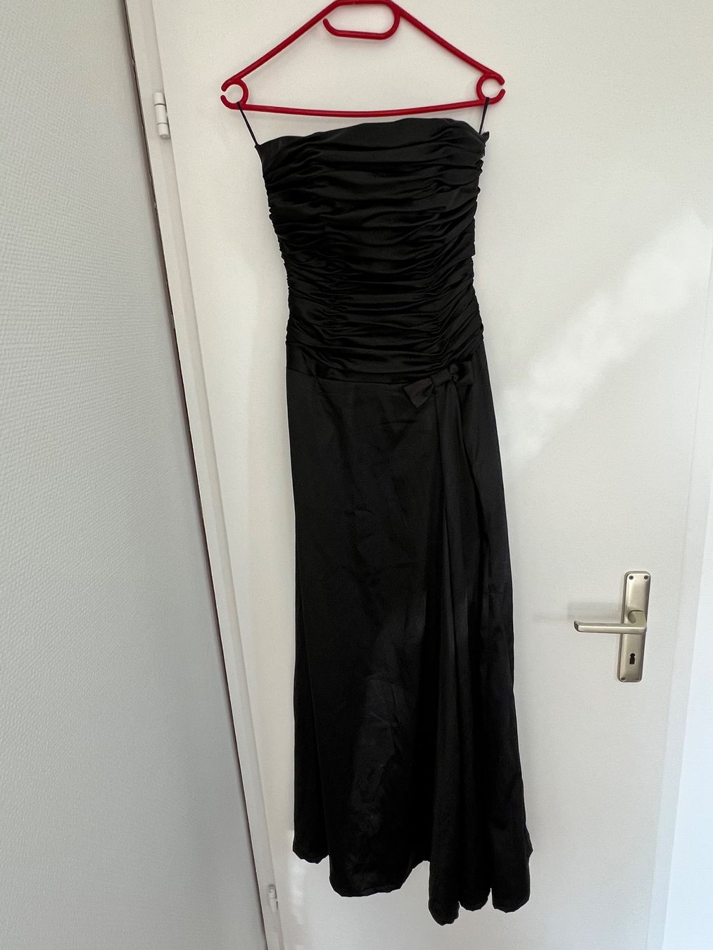 Vestiti: Schickes, schwarzes Abendkleid/Cocktailkleid, Gr. 36 – Usato da Arbon venduto da reg_xn7l 1