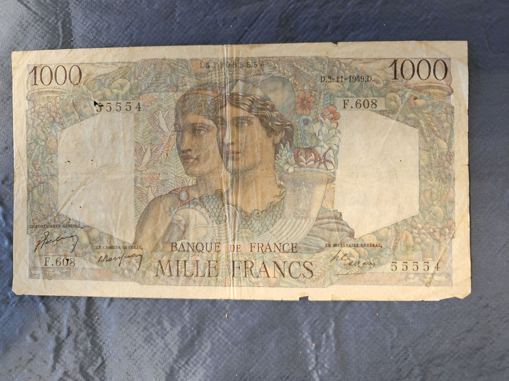 Banknoten: France 1000 fr. 1949 – Gebraucht aus Nidau von Forellino