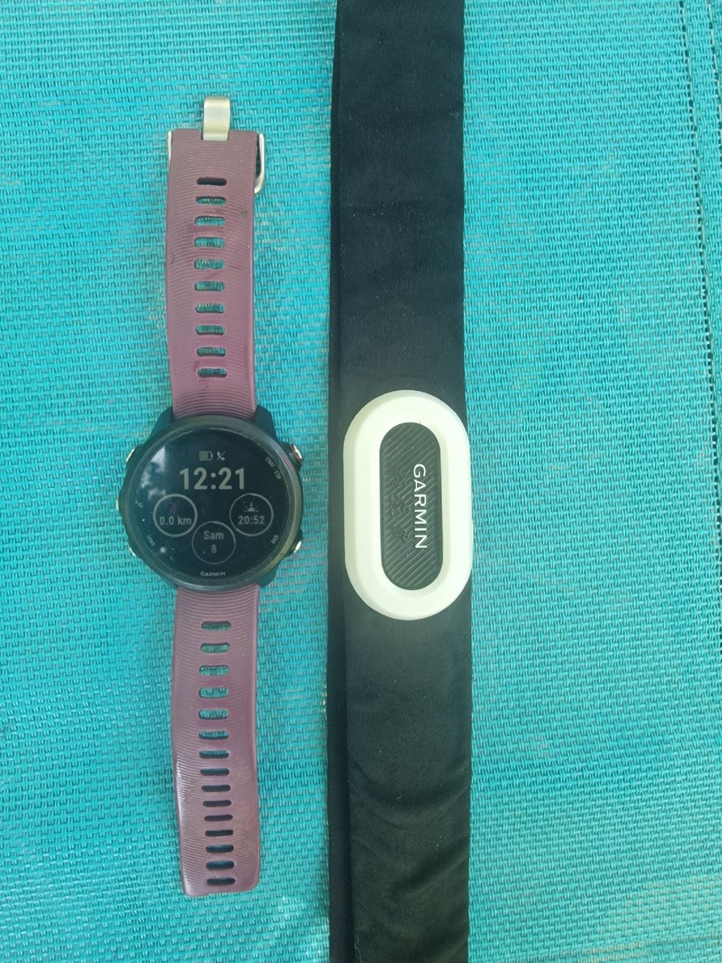Garmin Smartwatch: Garmin Forerunner 245 + HRM-Pro Brustgurt – D'occasion à Zürich par scr_sj2j
