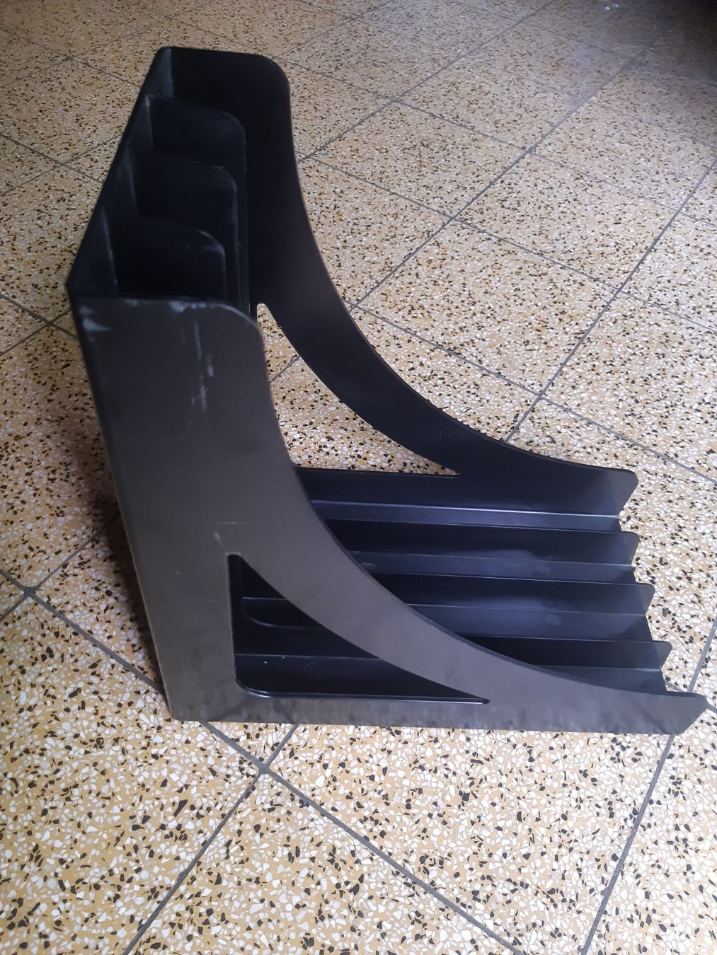 Supporti per strumenti musicali & leggii: 70s Wittner vinyl stand – Usato da Verscio venduto da giamma1985 2