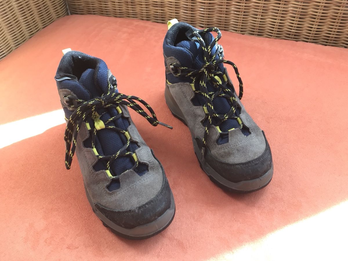 Decathlon Scarpe per ragazzi: Wanderschuhe Kinder Gr. 33 - Quechua MH500 – Usato da Mumpf venduto da pashendale 2