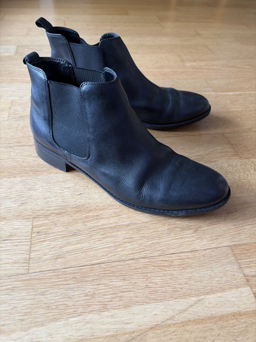 Clarks Scarpe da donna: Clarks Stiefeletten, schwarz, Gr. 40 – Usato da Zürich venduto da pademova