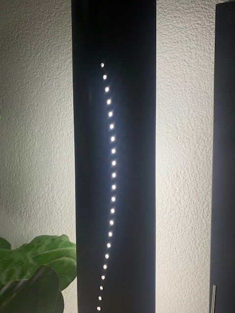 Interio Lampade: 3 Stehlampen - Interio - 2 x schwarz / 1 x silber – Usato da Kirchberg BE venduto da Rege 1