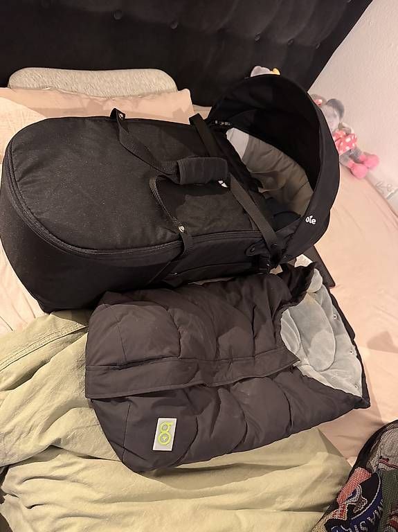 Carrozzine: Joie Soft Tragetasche und Winterfussack  – Usato da Pfäffikon SZ venduto da kara_melr 3