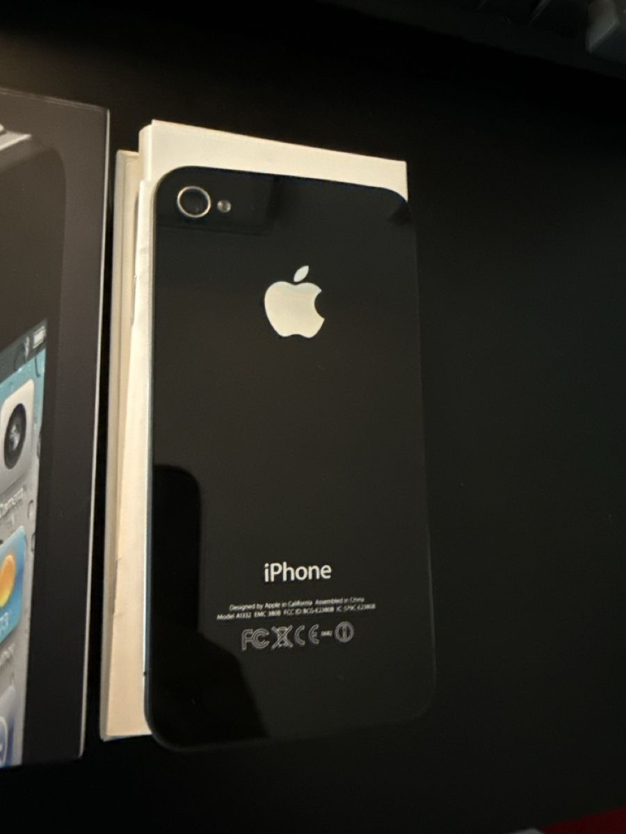 Apple Telefoni cellulari / Smartphones: iPhone 4 mit OVP – Usato da Bassersdorf venduto da dangadang 2