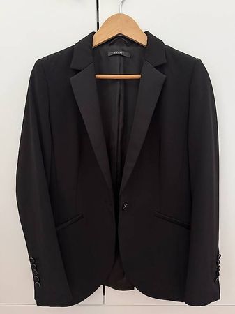 Chic Business Blazer