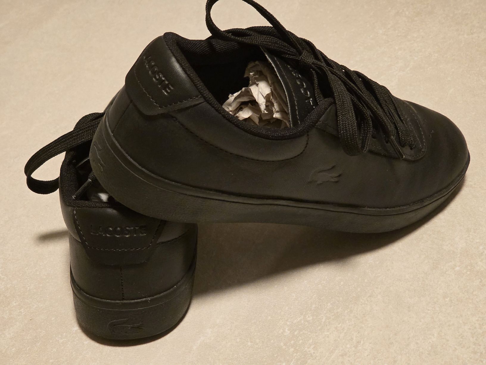Lacoste Scarpe da donna: Lacoste Sneaker low - black Grösse 39 – Usato da Brugg AG venduto da Kitycity 4