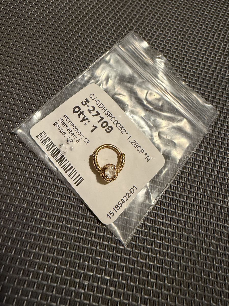 Piercingschmuck: Piercing Ring Septum mit Stein 8mm Durchmesser 1.2mm – Neu (gemäss Beschreibung) aus Schaan von Annatina24 3