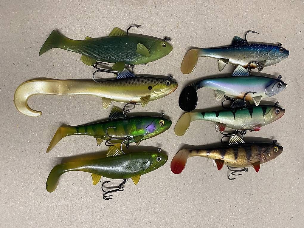 Esche: Lot de replicant 14cm et 1 de 18cm – Usato da Preverenges venduto da Jojoa35