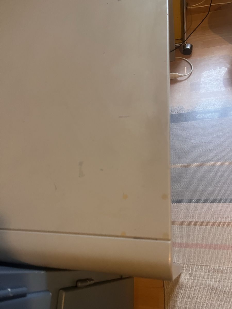 Schreibtische: Schreibtisch von laurette – Gebraucht aus Zürich von spruso3 5