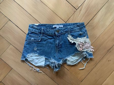 ZARA - Destroyed Jeansshorts blau 34