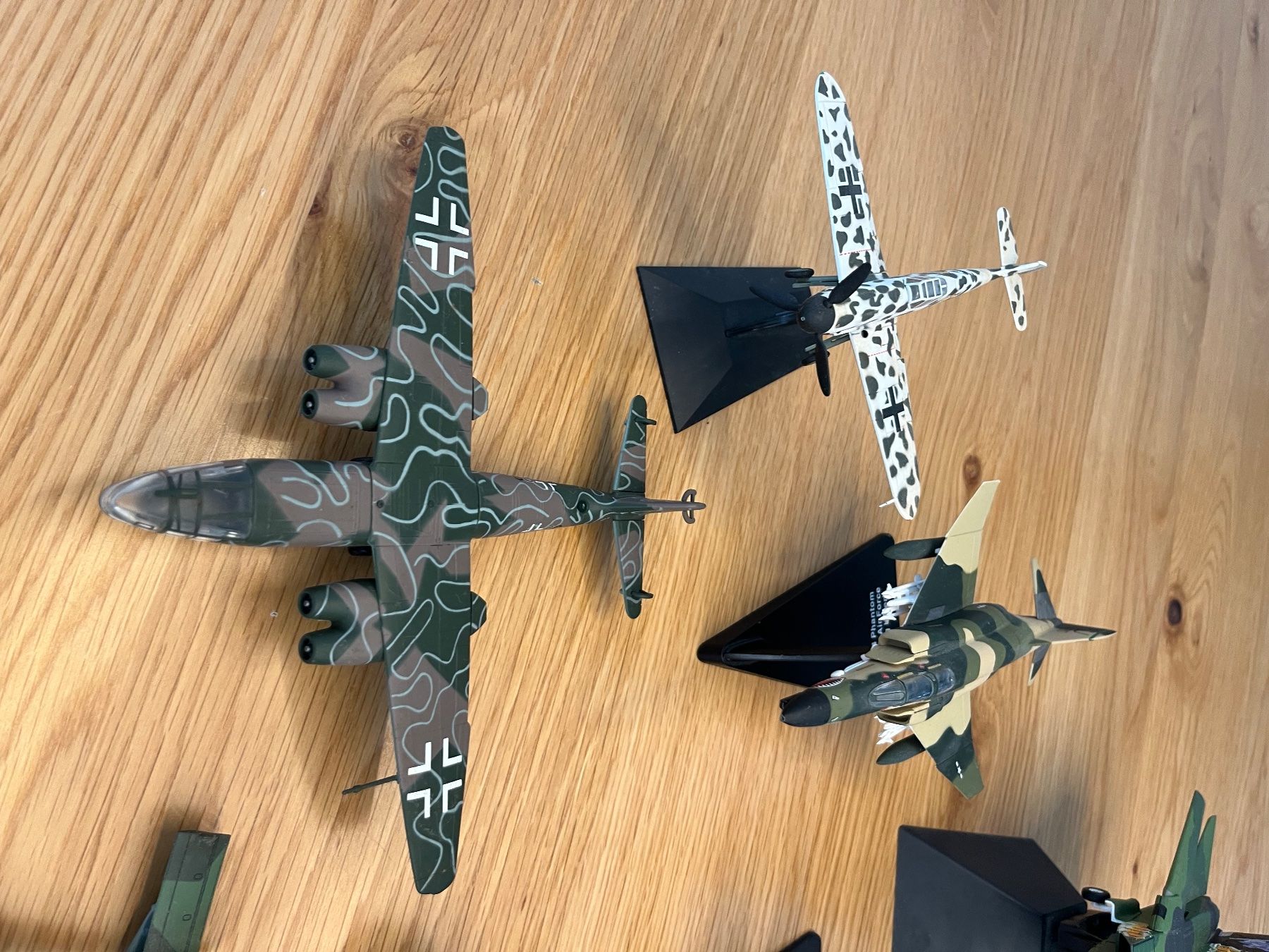 Kit di modellismo & Modellini statici: Sammlung diverser Flugzeugmodelle – Usato da Thun venduto da m_koch96 3