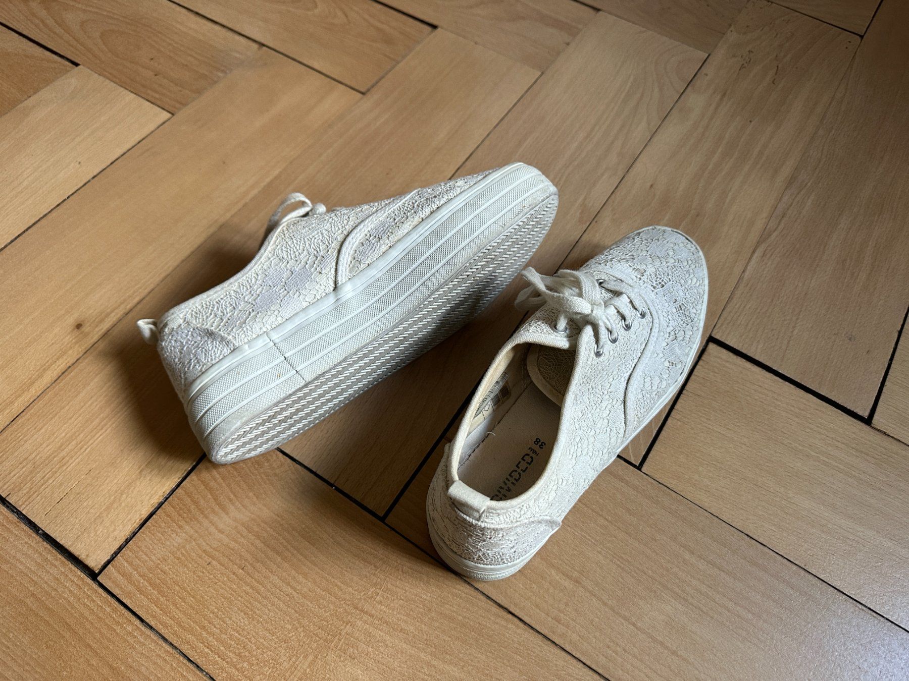 H&M Scarpe da donna: Spitzen Plateau Sneaker weiss - 38 – Usato da Zürich venduto da Diazaio 3