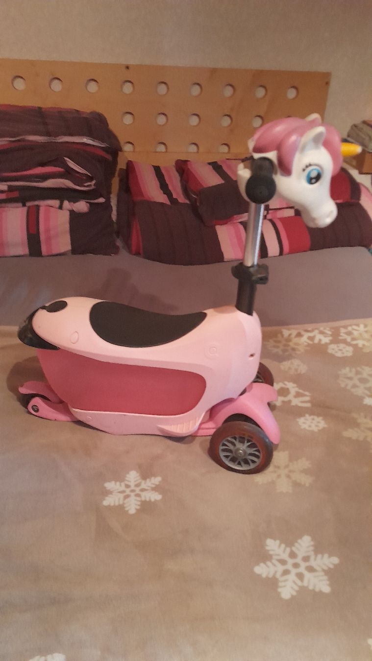 Micro Veicoli per bambini: mini2go micro pink mit Sitzkasten und Einhorn – Usato da Sumiswald venduto da Rotmy