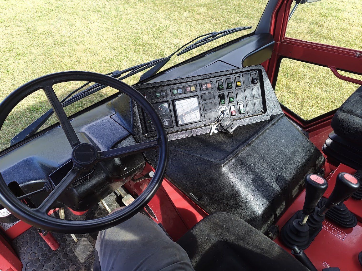 Lindner Tracteurs: Lindner Unitrac 75 L – D'occasion à Cumbel par Factory_Racing 4
