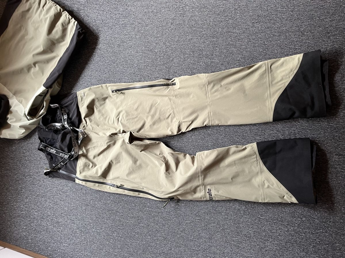 Lotti di vestiti: Strafe Skidress Damen S/M – Usato da Innertkirchen venduto da salmalo 8