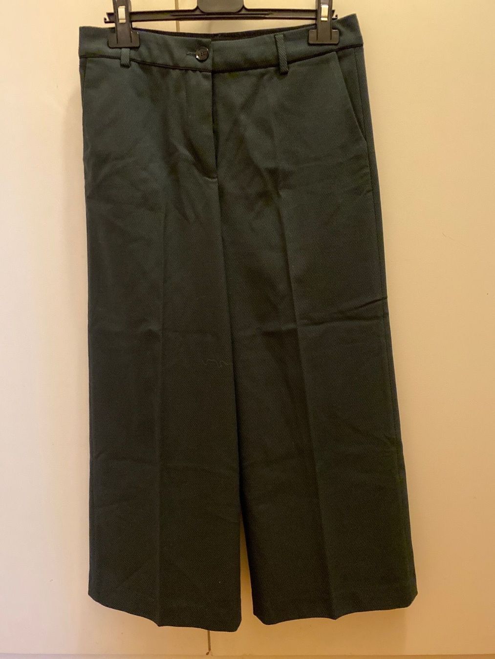Sisley Pantaloni: Pantalon / Hose SISLEY – Nuovo (secondo la descrizione) da Meyrin venduto da The_Top_Dressing