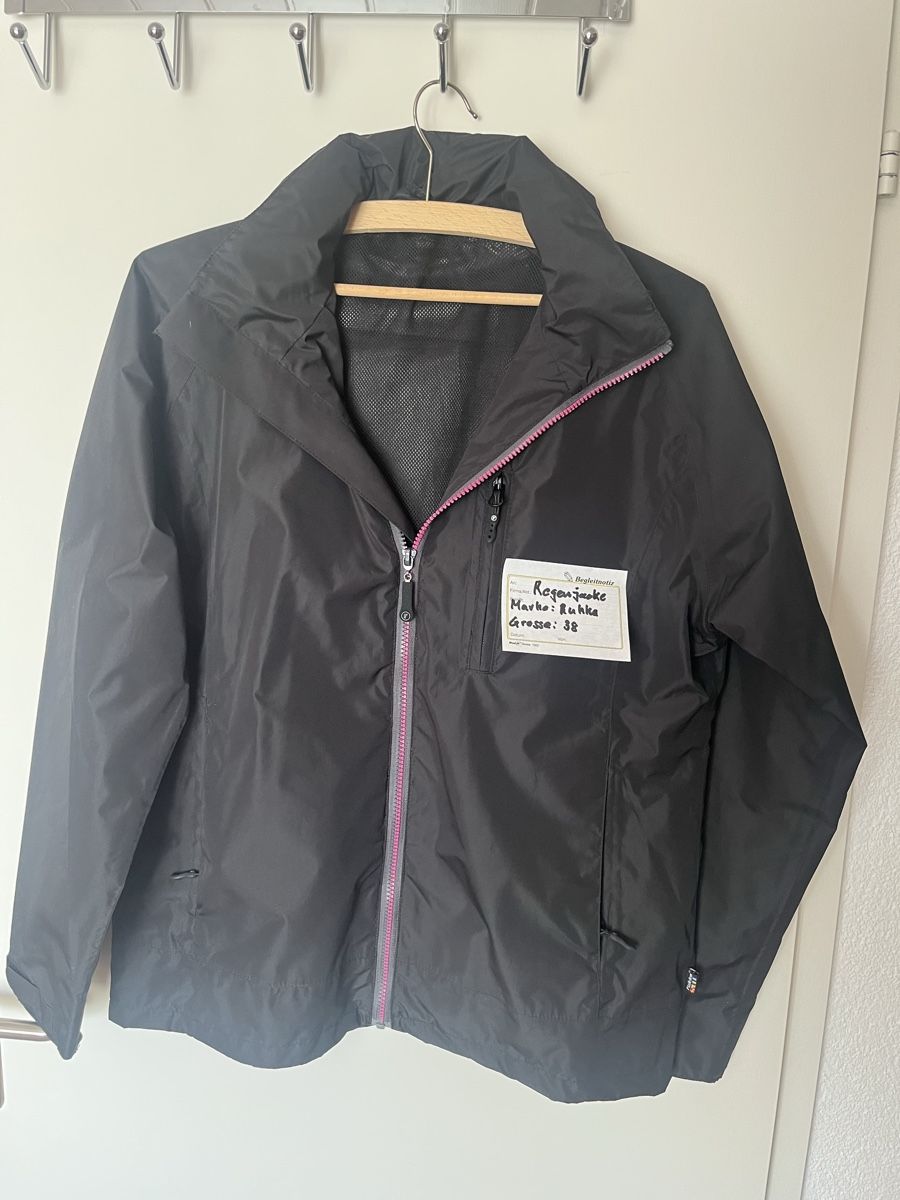 Vestes: Regenjacke – Neuf (Voir description) à Horriwil par Joseph24