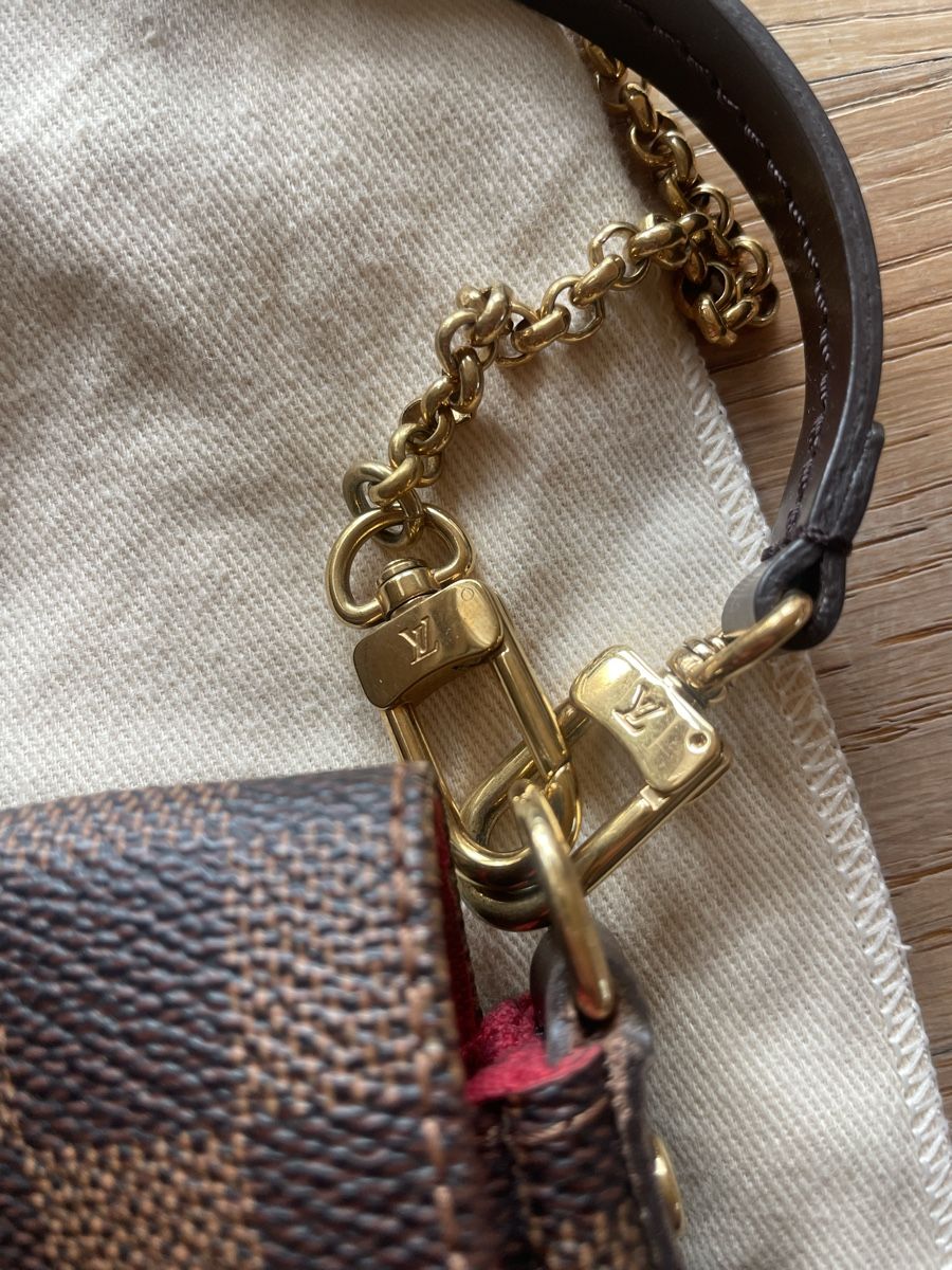 Louis Vuitton Borse da donna: Louis Vuitton Pochette Favorite PM – Usato da Losone venduto da Giulieth 4