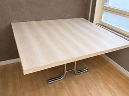 Tisch zum Verlaufen