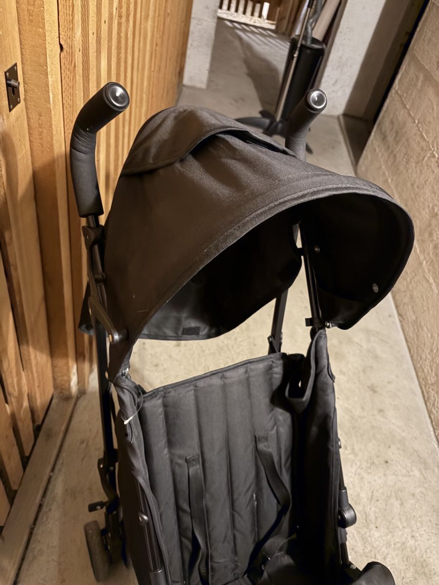 Carrozzine: Kinderwagen/Buggy – Usato da Frauenkappelen venduto da SSCN01 3