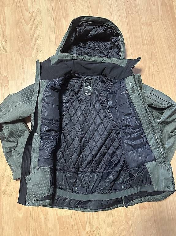 North Face Giacche: The North Face Winterjacke – Usato da Regensdorf venduto da Ksam01 2