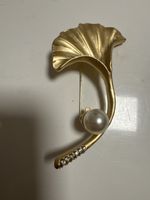 Elegante Vintage Ginkgo Brosche Matt Vergoldet Perle Strass 