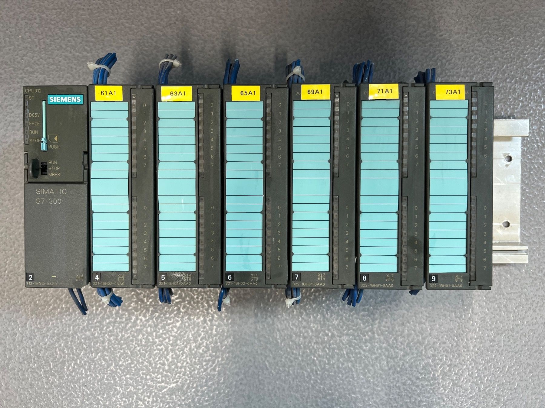 Siemens Sistema di controllo: Siemens Simatic S7-300 / CPU 312 – Usato da Romanshorn venduto da DonRicardoo