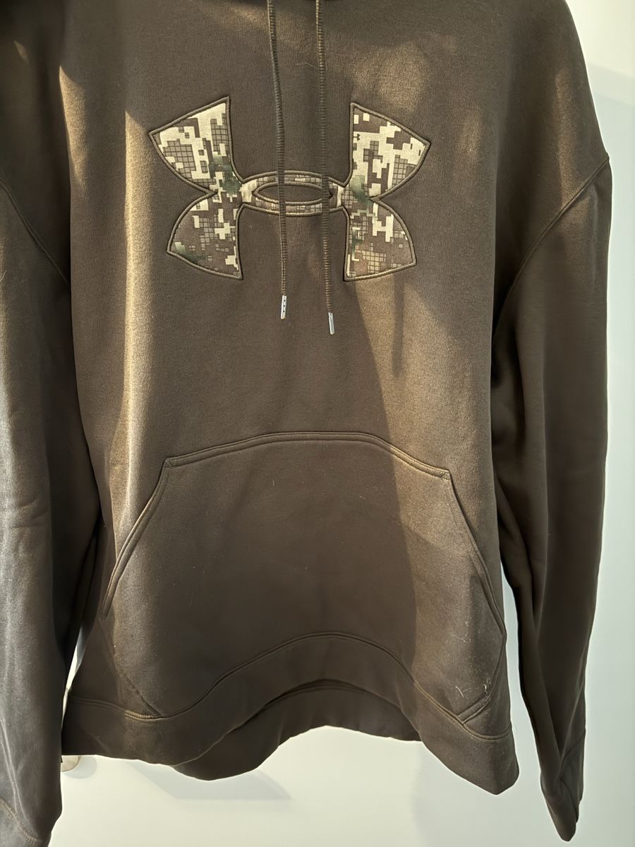 Under Armour Maglioni & Felpe: Pullover Under Armour – Usato da Vaduz venduto da sbe_r8th