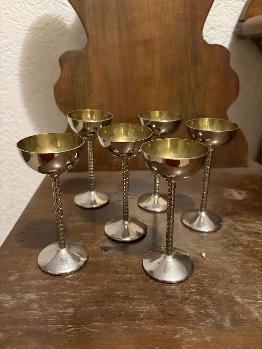 Komplettküchen: 6er Set Likörgläser  – Gebraucht aus Neuägeri von mai_9nd6