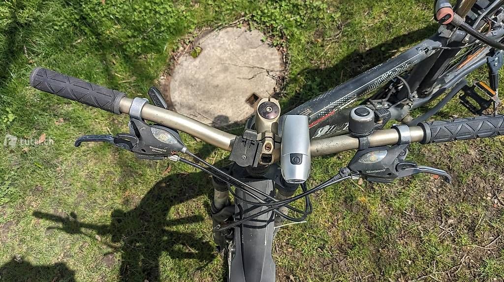 Specialized Velos: Mountainbike Specialized – Gebraucht aus Russikon von  4