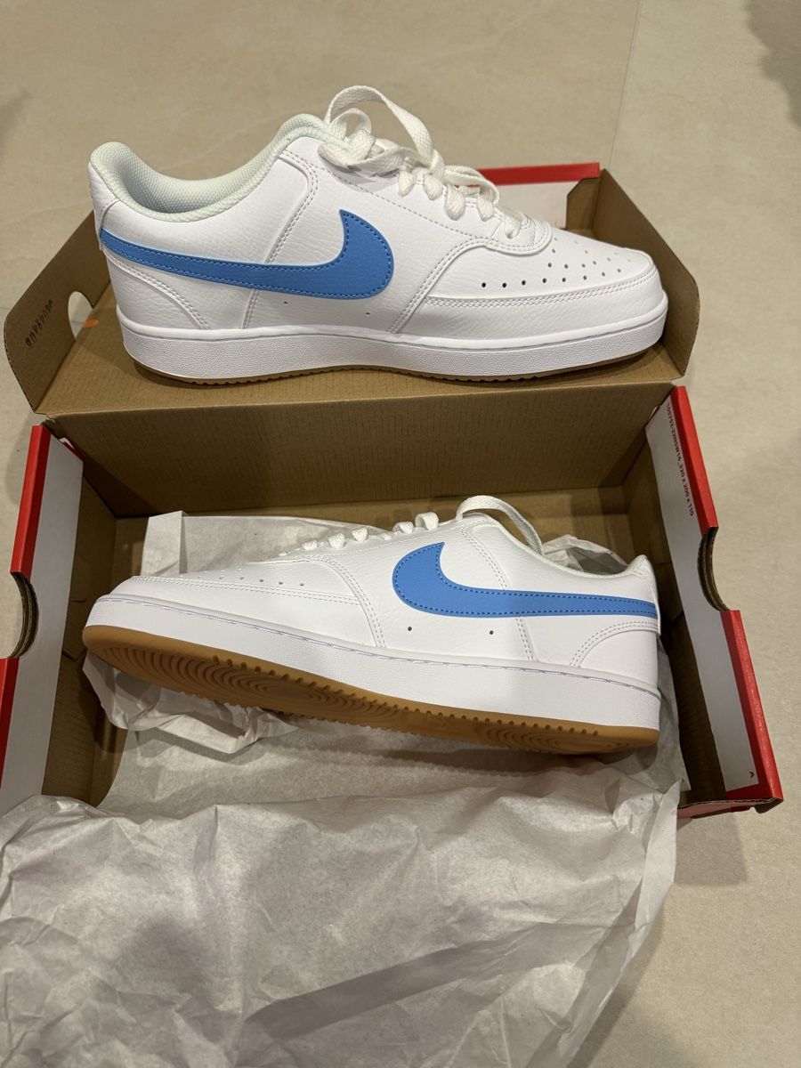 Nike Scarpe da uomo: Nike Sneaker Grösse 42.5 Neu im Karton – Nuovo e nell'imballaggio originale da Lupfig venduto da Pluribus 2
