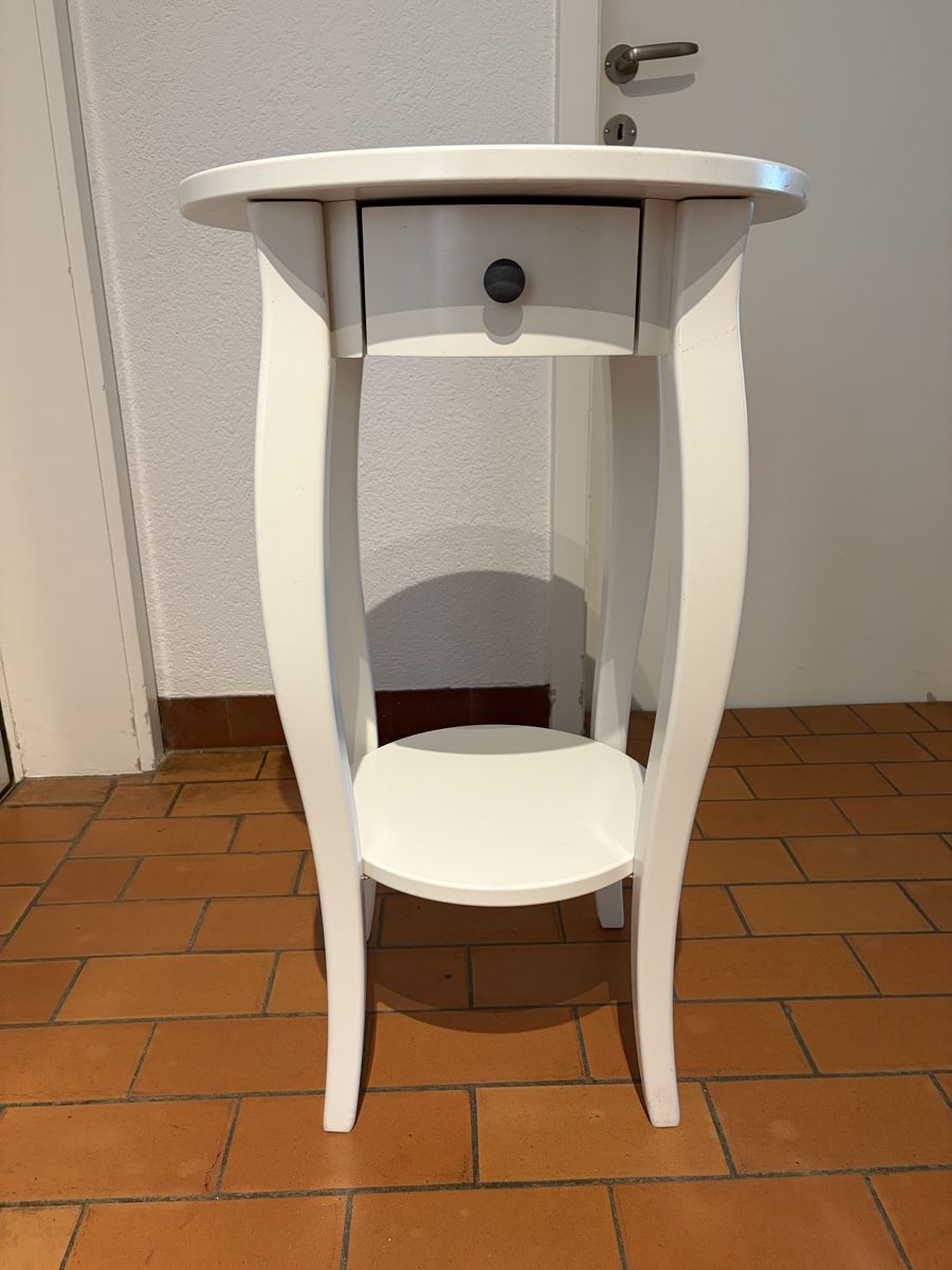Cassettiere: Beistelltisch weiss rund mit Schublade – Usato da Bern venduto da jan_n7kg