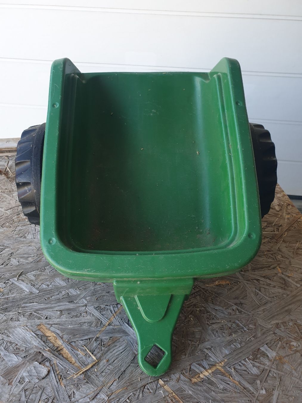 John Deere Véhicules pour enfants: John Deere Traktor anhänger – D'occasion à Oberbuchsiten par Klame
