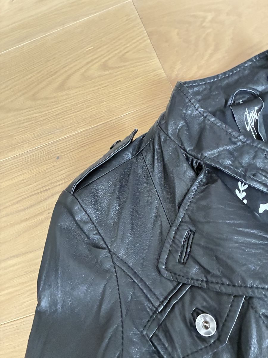 Giacche: Leder Jacke Damen – Usato da Volketswil venduto da casertana 2