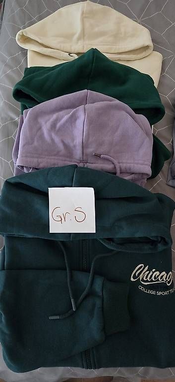 Giacche & Cappotti: Mädchen Sweatjacke mit Kapuze  – Nuovo e nell'imballaggio originale da Lengnau BE venduto da son_n6n8 2