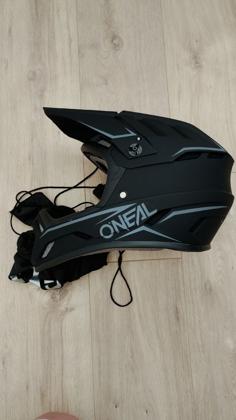 Casques: casque o Neal DH,Bmx – D'occasion à Marly par versys