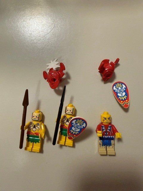 Lego Kit di costruzioni: Lego Minifigures + Horses - Various – Usato da Chiggiogna venduto da TheLegend88