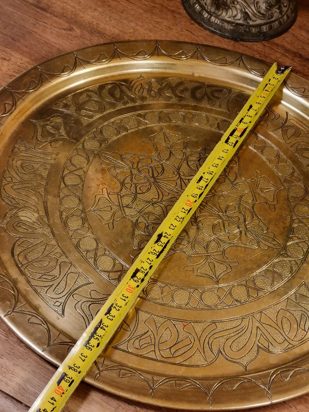 Piatti di portata: Antikes Messingtablett Orientalisch graviert 40 cm – Usato da Scharnachtal venduto da devin03 7