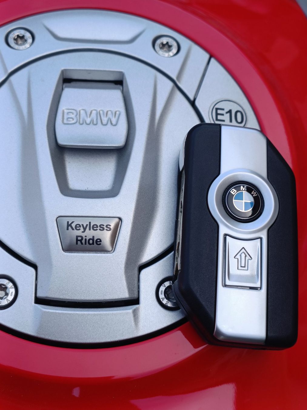 BMW Strada: BMW F900R – Usato da Bözberg venduto da PistenBully87 8