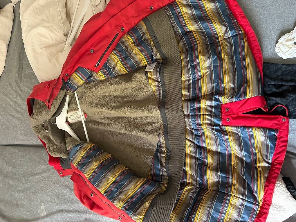 Giacche: Haglöfs Winterjacke Damen, Grösse L – Usato da Bern venduto da gab_ncg6 1