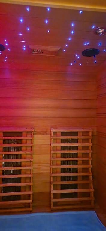 Sauna & Accessori: Infrarot Sauna – Usato da Diessbach b. Büren venduto da Angle0 4