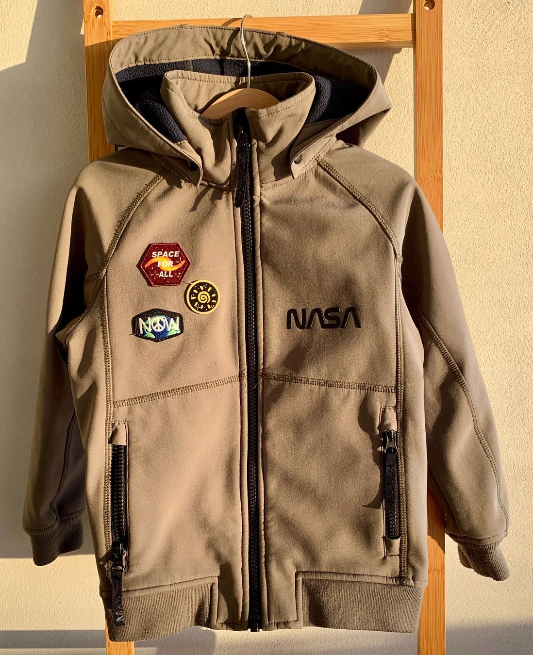 Molo Giacche & Cappotti: Kinder Jacke Softshell, Grösse 110, Marke Molo – Usato da Küsnacht ZH venduto da ast_26yp