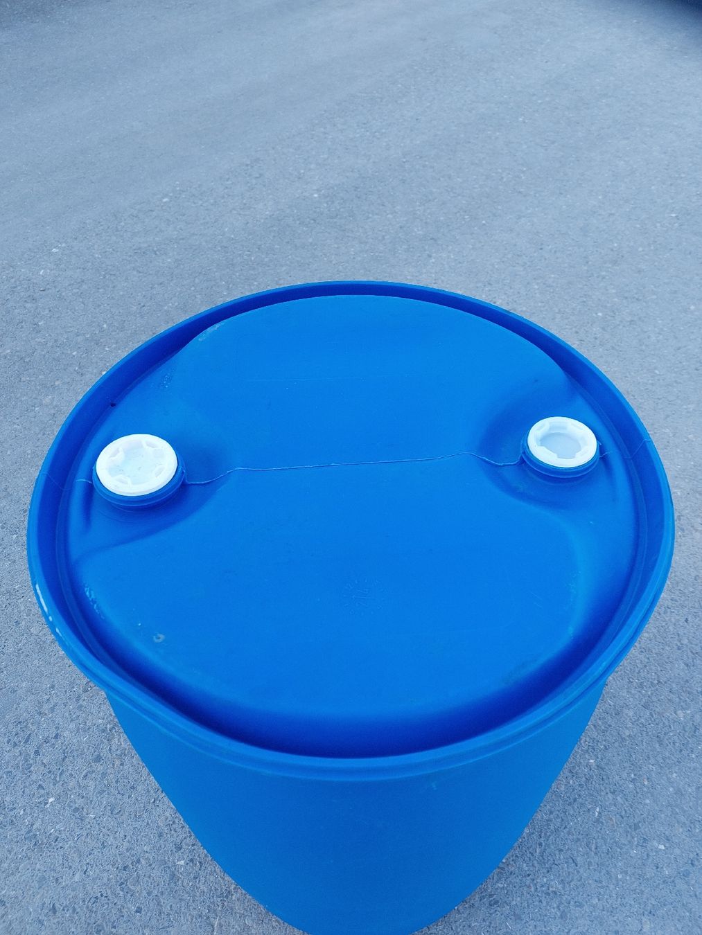 Annaffiatura & Irrigazione: Kunststofffass/ Regenwassertonne 200l – Usato da Gunzwil venduto da Jounima 1
