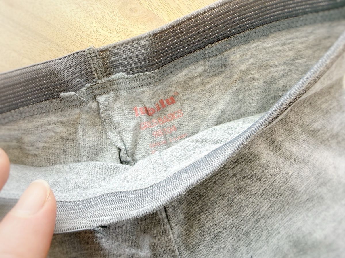 Collant & Leggings: 2 graue Leggins, Gr. 98 und 98/104 – Usato da Eggenwil venduto da Lissi82 2