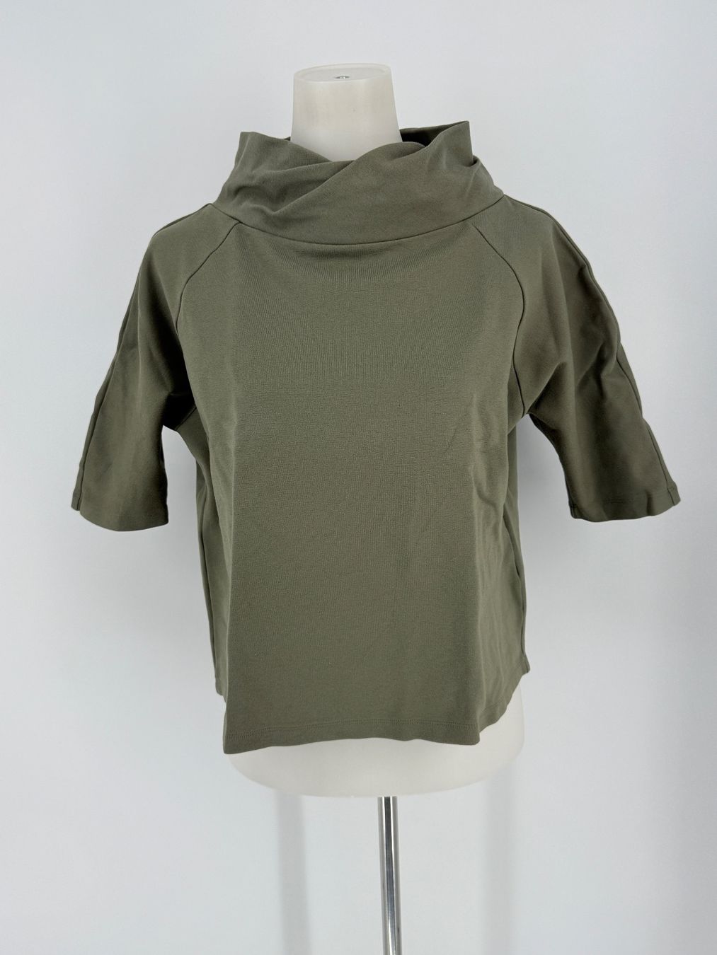 Heine Pullover & Sweatshirts: Kurzarm Pullover Gr. 38 von rick cardona – Gebraucht aus Auenstein von moin.
