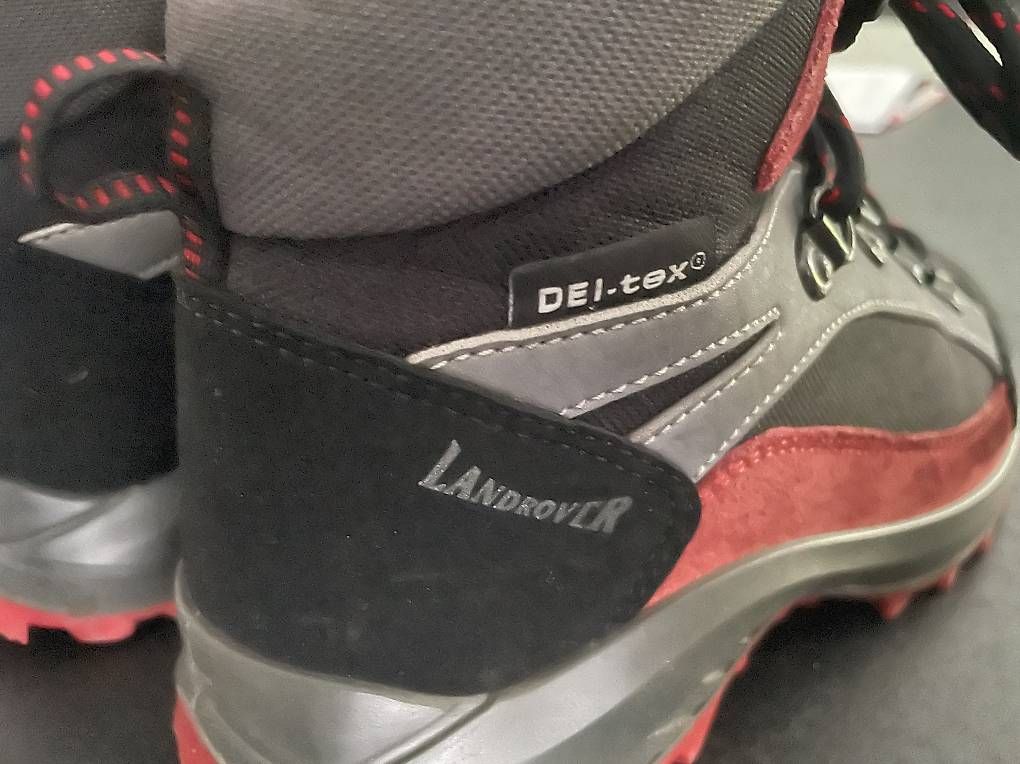 Scarpe da uomo: Scarponi / wanderschuhe 33 – Usato da Biasca venduto da P_86 2