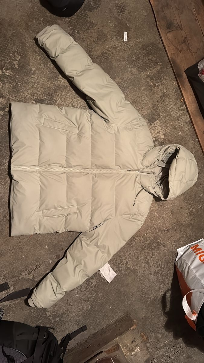 Rains Vestes: Rains Puffer Waterproof Winterjacke – Neuf (Voir description) à Basel par chi_272v 1