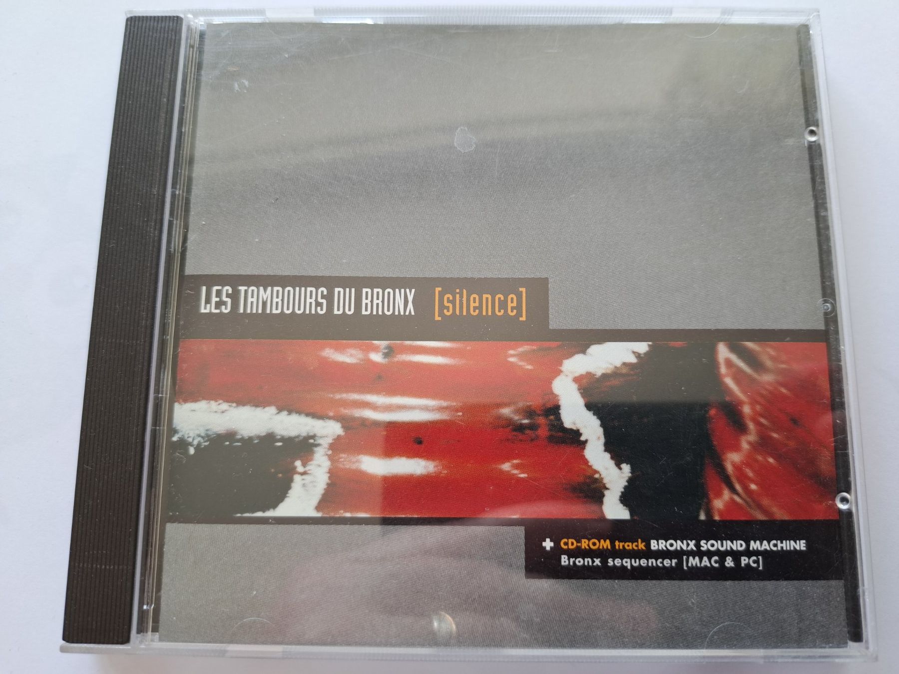 CD: Cd Les tambours du bronx - Silence – Usato da Pully venduto da bro_n52j